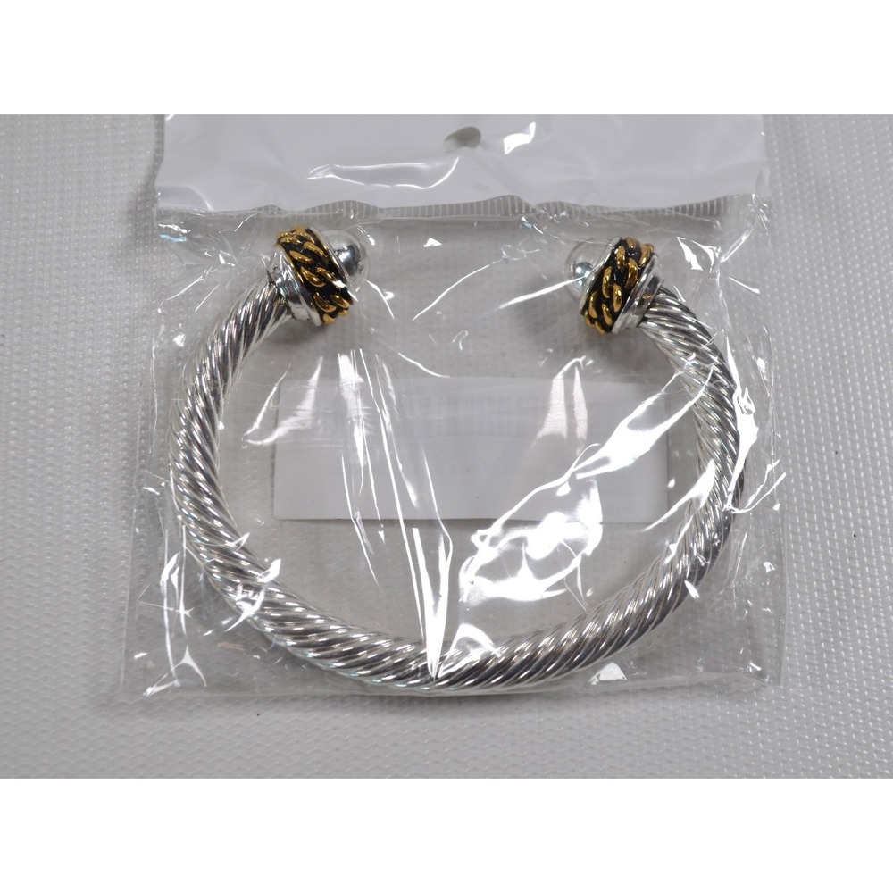 New Uny Jewel Silver Tone Twisted Cable Open Ended Cuff Bracelet Two Tone Caps